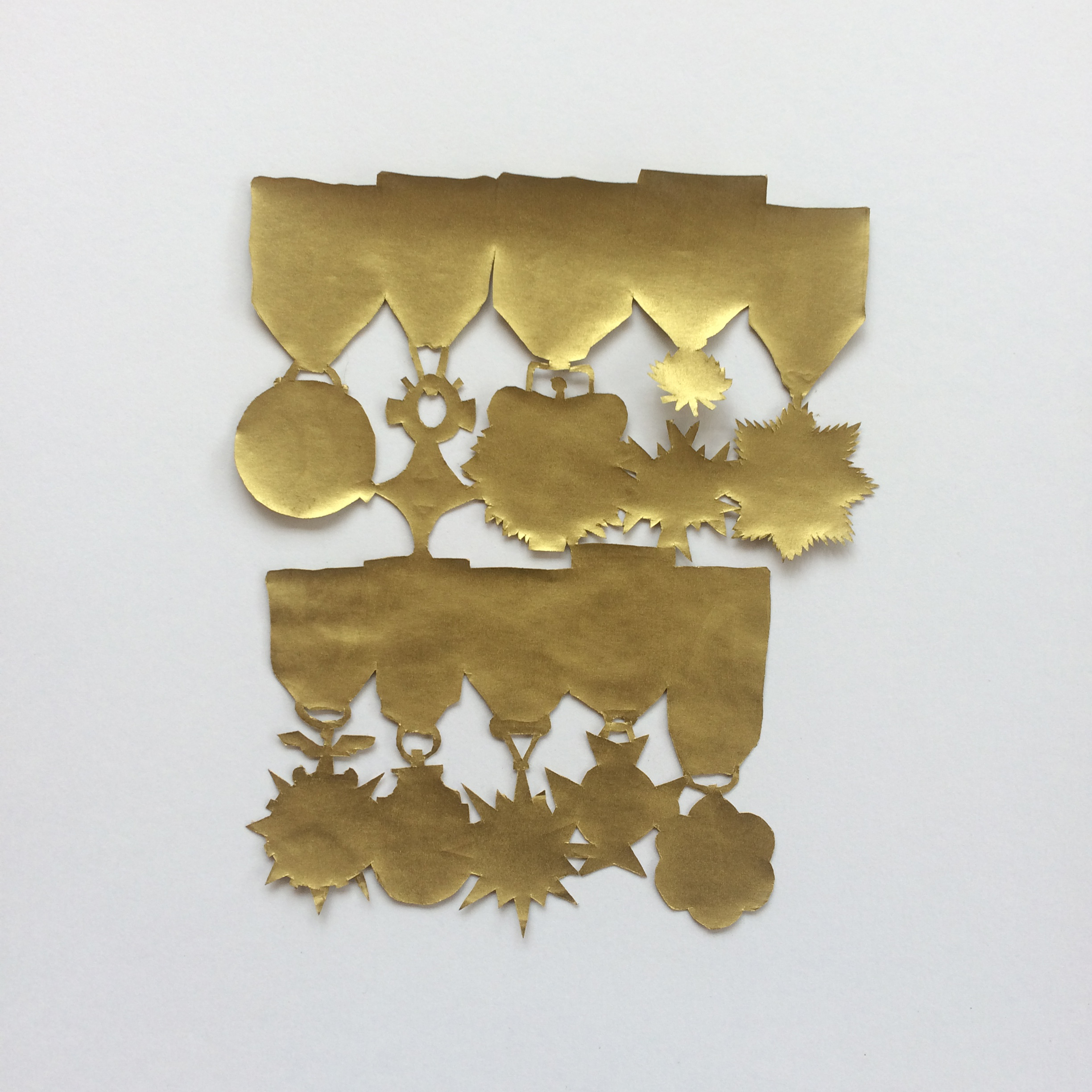 Medals #2, 30 x 30 cm, goudpoeder op calcpapier, 2018